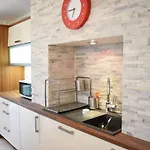 5 Bedroom House In Drumcondra Sleeps 10