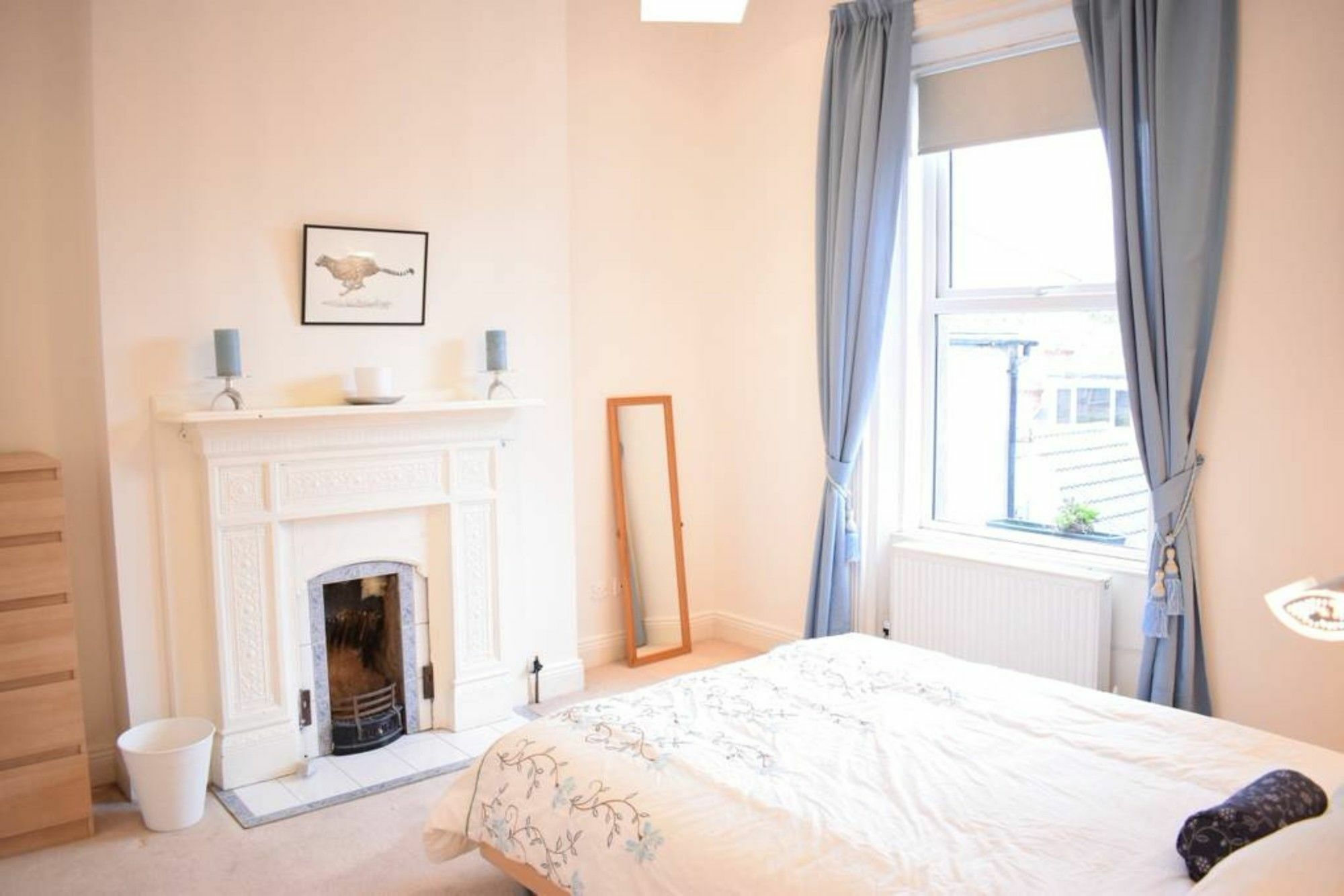 Apartment 5 Bedroom House In Drumcondra Sleeps 10 *